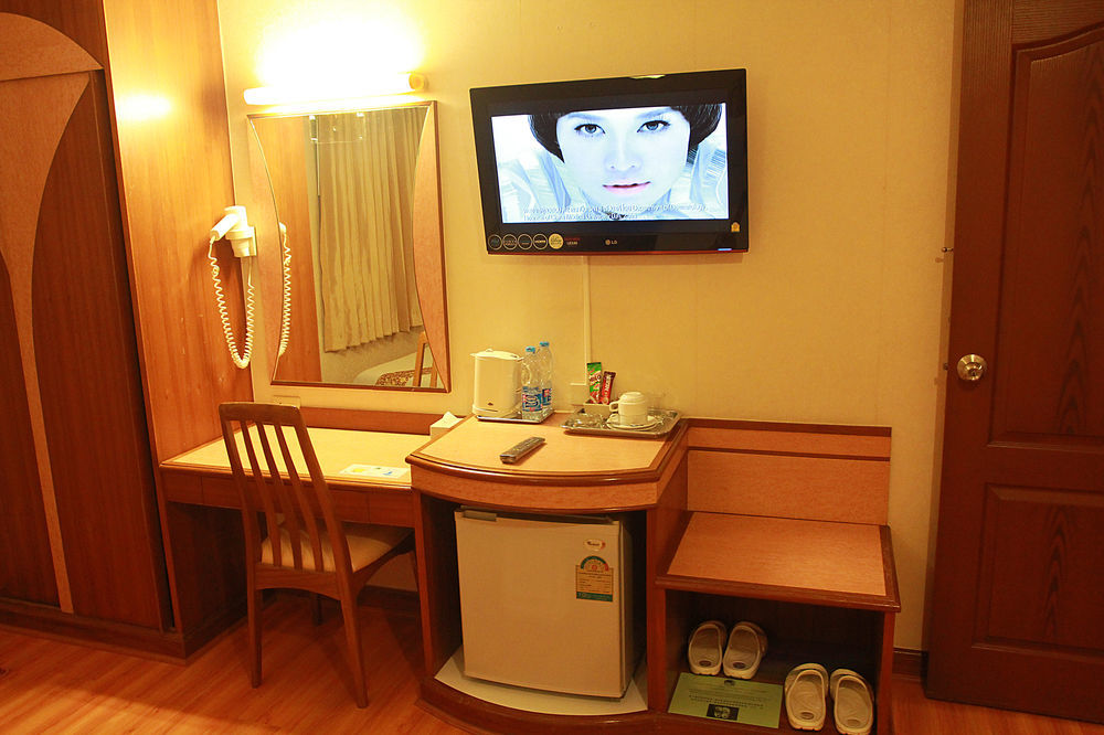 Sakol Hotel Hat Yai Ngoại thất bức ảnh