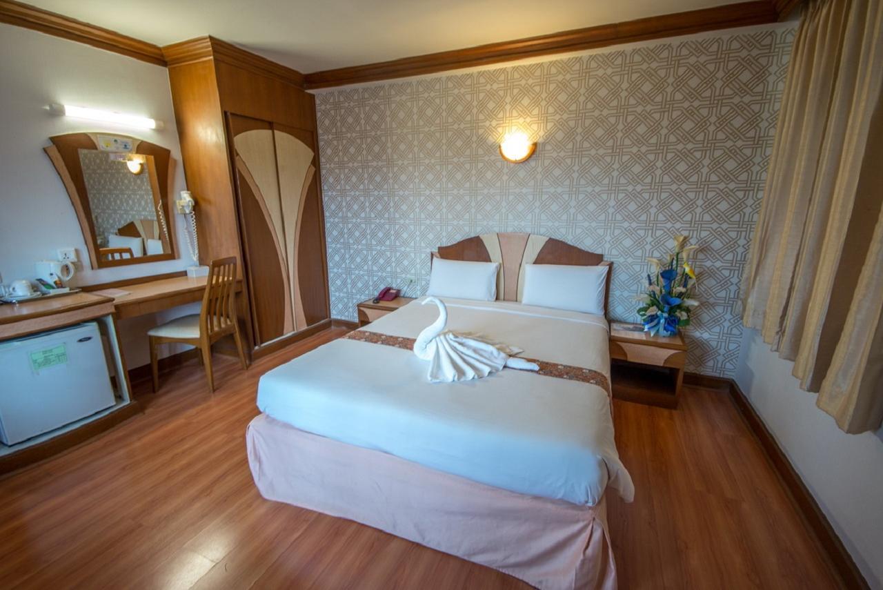 Sakol Hotel Hat Yai Ngoại thất bức ảnh