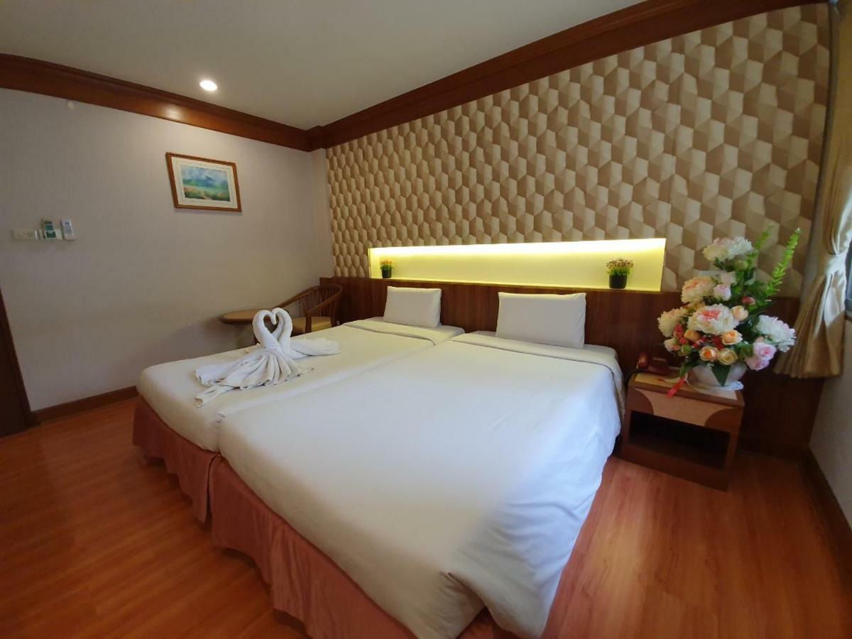Sakol Hotel Hat Yai Ngoại thất bức ảnh