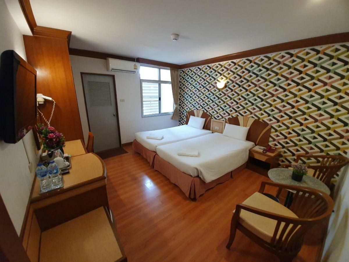 Sakol Hotel Hat Yai Ngoại thất bức ảnh